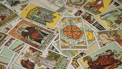 Read about your daily tarot prediction for June 18, 2024. (Pixabay)