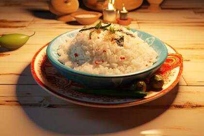 This sushi recipe is inspired from the South Indian staple curd rice combo (Freepik )