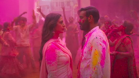 Ajay Devgn-Tabu's old-school song 'Tuu' celebrates love, separation, sacrifice and reunion.