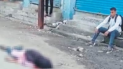 29-year-old man arrested for battering girlfriend to death with spanner on busy Vasai road 29-year-old man arrested for battering girlfriend to death with spanner on busy Vasai road