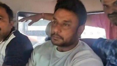 Actor Darshan's manager died by suicide in Bengaluru farm house Actor Darshan's manager died by suicide in Bengaluru farm house