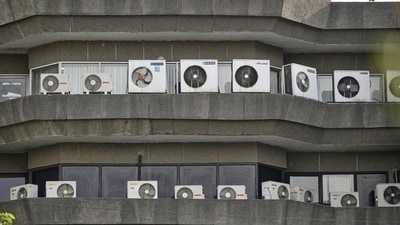 Air conditioners installed at a building near Jhandewalan, in New Delhi (Biplov Bhuyan/ Hindustan Times) Air conditioners installed at a building near Jhandewalan, in New Delhi (Biplov Bhuyan/ Hindustan Times)