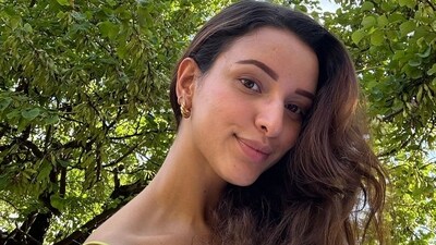 Triptii Dimri also shared a stunning selfie from her day out. The actor wore a white shirt over a swimsuit in the picture. Triptii Dimri also shared a stunning selfie from her day out. The actor wore a white shirt over a swimsuit in the picture.