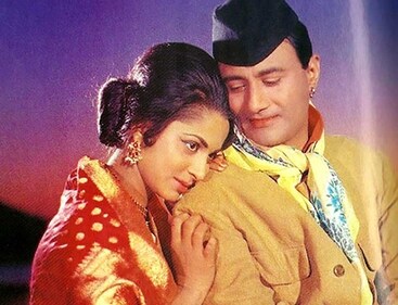 Dev Anand and Waheeda Rehman in Guide Dev Anand and Waheeda Rehman in Guide
