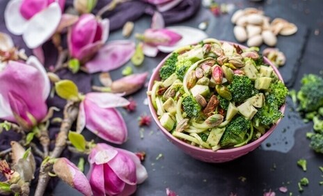 Moong Sprout Salad (Freepik) Moong Sprout Salad (Freepik)
