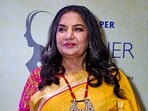Shabana Azmi speaks about actors and their large entourages these days. Shabana Azmi speaks about actors and their large entourages these days.