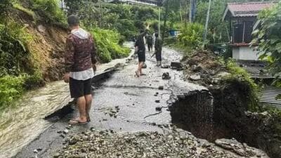 Around 1,200 tourists were stranded in north Sikkim as most parts of the region remained cut off because of damages on roads, bridges amid heavy rainfall leading to landslides (PTI Photo) Around 1,200 tourists were stranded in north Sikkim as most parts of the region remained cut off because of damages on roads, bridges amid heavy rainfall leading to landslides (PTI Photo)