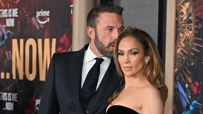 Jennifer Lopez said that she was cancelling her summer tour to spend more time with her family as rumors circulate over a split with actor-husband Ben Affleck. (Photo by Robyn BECK / AFP) (AFP) Jennifer Lopez said that she was cancelling her summer tour to spend more time with her family as rumors circulate over a split with actor-husband Ben Affleck. (Photo by Robyn BECK / AFP) (AFP)