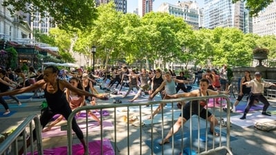 Another look at the yoga session at Bryant Park, New York, near the famous New York Public Library. (X/Indian in New York) Another look at the yoga session at Bryant Park, New York, near the famous New York Public Library. (X/Indian in New York)
