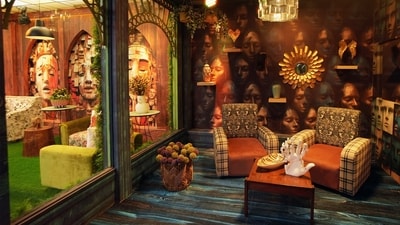 In every new season the Bigg Boss house's grand reveal sparks excitement as it heralds a visually stunning and immersive journey, setting the tone for the adventures to come. And this season, it's all about fantasy coming alive!&nbsp; 