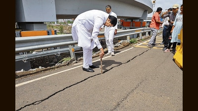 **EDS: IMAGE VIA @NANA_PATOLE** Mumbai: Congress leader Nana Patole looks at the crack appeared on the "Atal Setu" bridge, in Mumbai, Friday, June 21, 2024. (PTI Photo) (PTI06_21_2024_000415B) (PTI) **EDS: IMAGE VIA @NANA_PATOLE** Mumbai: Congress leader Nana Patole looks at the crack appeared on the "Atal Setu" bridge, in Mumbai, Friday, June 21, 2024. (PTI Photo) (PTI06_21_2024_000415B) (PTI)