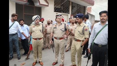 As much as 2.6-kg heroin, ₹15.71 lakh drug money, 83-kg poppy husk, 2.6-kg ganja, 550-gm opium, 7,553 intoxicating tablets and a huge quantity of illicit liquor and lahan have been seized. As much as 2.6-kg heroin, ₹15.71 lakh drug money, 83-kg poppy husk, 2.6-kg ganja, 550-gm opium, 7,553 intoxicating tablets and a huge quantity of illicit liquor and lahan have been seized.