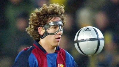 Carles Puyol also wore a protective mask in the past during his time at FC Barcelona. (X Image (@XtraBarcaa))