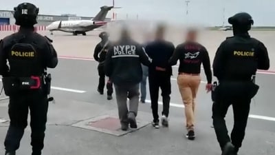 Indian national Nikhil Gupta, accused of plotting to kill a Sikh separatist, being extradited to the United States from Prague, Czech Republic on June 17 (PTI) Indian national Nikhil Gupta, accused of plotting to kill a Sikh separatist, being extradited to the United States from Prague, Czech Republic on June 17 (PTI)