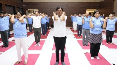 Union Minister Mansukh Mandaviya joins a Yoga session in Delhi on International Yoga Day. (Mansukh Mandaviya (X)) Union Minister Mansukh Mandaviya joins a Yoga session in Delhi on International Yoga Day. (Mansukh Mandaviya (X))