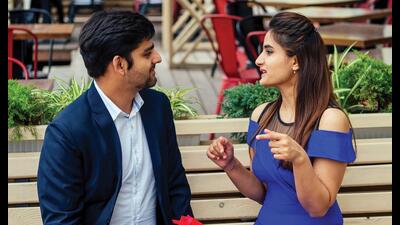On a date, it’s not a good idea to talk negatively about yourself right from the beginning. (ADOBE STOCK) On a date, it’s not a good idea to talk negatively about yourself right from the beginning. (ADOBE STOCK)