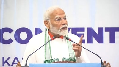 Prime Minister Narendra Modi addresses the gathering on the occasion of the 10th International Day of Yoga, in Srinagar. (PTI) Prime Minister Narendra Modi addresses the gathering on the occasion of the 10th International Day of Yoga, in Srinagar. (PTI)