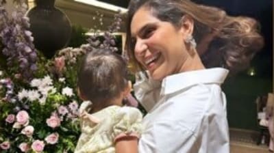 Upasana couldn’t stop grinning as she carried Klin Kaara around to greet the guests at the sustainable and eco-conscious party. 