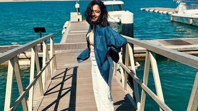 Fans love letting a glimpse of Rashmika letting her hair down, literally, while on vacation because who can forget her recent UAE trip? Fans love letting a glimpse of Rashmika letting her hair down, literally, while on vacation because who can forget her recent UAE trip?