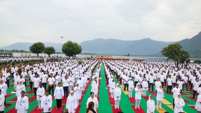 Thousands of yoga enthusiasts worldwide participated in yoga sessions to celebrate Yoga Day.&nbsp; (X/Narendra Modi)