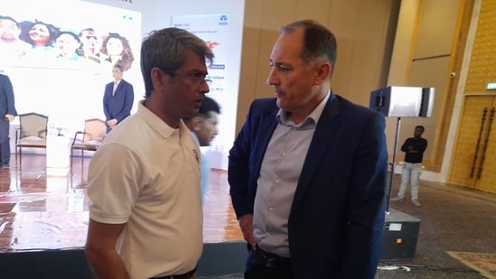 AIFF president Kalyan Chaubey (L) with former India head coach Igor Stimac (Dhiman Sarkar)