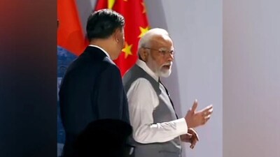 Prime Minister Narendra Modi with Xi Jinping. (File) Prime Minister Narendra Modi with Xi Jinping. (File)