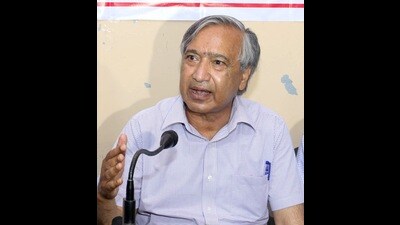 Referring to “administrative inertia” vis-à-vis developmental schemes in South Kashmir particularly in Anantnag town, CPI(M) leader Mohamad Yousuf Tarigami claimed that there are hardly any visible changes on ground with regard to development and infrastructure building. “The tall promises that have been made often by the administration are yet to be fulfilled,” he said. (File Photo) Referring to “administrative inertia” vis-à-vis developmental schemes in South Kashmir particularly in Anantnag town, CPI(M) leader Mohamad Yousuf Tarigami claimed that there are hardly any visible changes on ground with regard to development and infrastructure building. “The tall promises that have been made often by the administration are yet to be fulfilled,” he said. (File Photo)