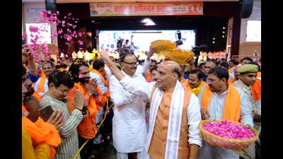 Union defence minister Rajnath Singh at the felicitation function in Lucknow on Saturday (HT Photo) Union defence minister Rajnath Singh at the felicitation function in Lucknow on Saturday (HT Photo)