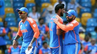 India's Rohit Sharma (c) and Arshdeep Singh celebrate the dismissal of Bangladesh's Jaker Ali in the Super 8 Group 1 (BCCI- X) India's Rohit Sharma (c) and Arshdeep Singh celebrate the dismissal of Bangladesh's Jaker Ali in the Super 8 Group 1 (BCCI- X)