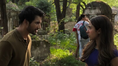 Rohit Saraf and Pashmina Roshan in a still from Ishq Vishk Rebound. Rohit Saraf and Pashmina Roshan in a still from Ishq Vishk Rebound.