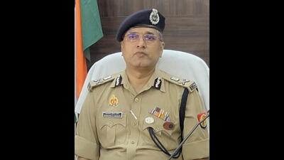 Lucknow police commissioner Amrendra Kumar Sengar (HT FILE) Lucknow police commissioner Amrendra Kumar Sengar (HT FILE)