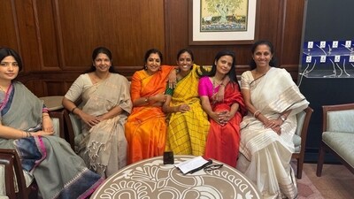 Mahua Moitra's ‘warriors are back’ post with women MPs as 18th Lok Sabha session begins (Twitter/Mahua Moitra) Mahua Moitra's ‘warriors are back’ post with women MPs as 18th Lok Sabha session begins (Twitter/Mahua Moitra)