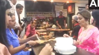 Nita Ambani visited a chaat shop in Varanasi, Uttar Pradesh. (X/@ANI) Nita Ambani visited a chaat shop in Varanasi, Uttar Pradesh. (X/@ANI)