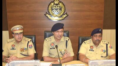 SSP Surendra Lamba addresses mediapersons in Hoshiarpur on Monday. (Harpreet Kaur/HT photo) SSP Surendra Lamba addresses mediapersons in Hoshiarpur on Monday. (Harpreet Kaur/HT photo)