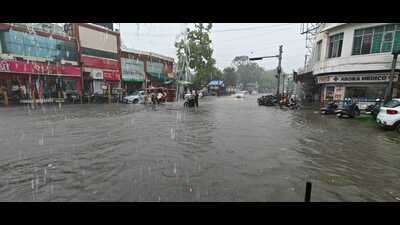Water logged roads and localities in Aligarh after the first rain on Monday. (HT Photo) Water logged roads and localities in Aligarh after the first rain on Monday. (HT Photo)