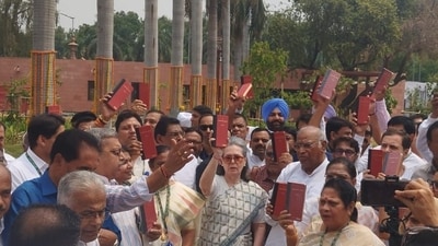 Opposition leaders protest outside Parliament with copies of Constitution Opposition leaders protest outside Parliament with copies of Constitution