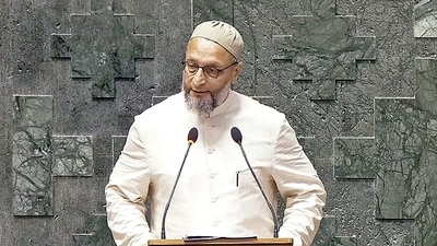 All India Majlis-e-Ittehadul Muslimeen (AIMIM) MP Asaduddin Owaisi takes oath as a Member of the 18th Lok Sabha during its second day, at the Parliament, in New Delhi on Tuesday. (ANI Photo/SansadTV) All India Majlis-e-Ittehadul Muslimeen (AIMIM) MP Asaduddin Owaisi takes oath as a Member of the 18th Lok Sabha during its second day, at the Parliament, in New Delhi on Tuesday. (ANI Photo/SansadTV)