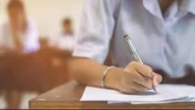 Experts suggest that authorities retake the NEET UG to ease the worries of the students and develop a foolproof method for the future. (iStock) Experts suggest that authorities retake the NEET UG to ease the worries of the students and develop a foolproof method for the future. (iStock)