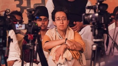 Delhi water crisis: Atishi ends indefinite hunger strike after health worsens Delhi water crisis: Atishi ends indefinite hunger strike after health worsens