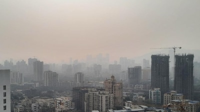 Thane, India - November,09, 2023: Air quality has deteriorated in Mumbai -Thane as well as surrounding suburbs for the past few days Due to this, air pollution is seen in the thane city,in Thane, in Mumbai, India, on, Thursday, November ,09, 2023. ( Praful Gangurde / HT Photo ) Thane, India - November,09, 2023: Air quality has deteriorated in Mumbai -Thane as well as surrounding suburbs for the past few days Due to this, air pollution is seen in the thane city,in Thane, in Mumbai, India, on, Thursday, November ,09, 2023. ( Praful Gangurde / HT Photo )