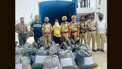 The accused in police custody in Ludhiana on Tuesday. (HT Photo)
