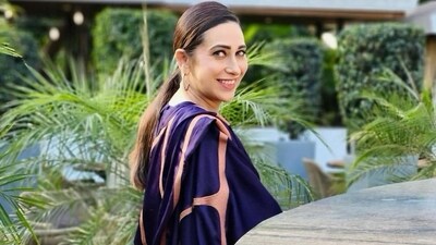 Karisma Kapoor cemented her status by starring in many of David Dhawan's comedies — Judwaa (1997), Hero No.1 (1997), Biwi No.1 (1999), Haseena Maan Jaayegi (1999) and Dulhan Hum Le Jayenge (2000). Some of her other big films were the family drama Hum Saath-Saath Hain (1999) and Dil To Pagal Hai (1997). Karisma Kapoor cemented her status by starring in many of David Dhawan's comedies — Judwaa (1997), Hero No.1 (1997), Biwi No.1 (1999), Haseena Maan Jaayegi (1999) and Dulhan Hum Le Jayenge (2000). Some of her other big films were the family drama Hum Saath-Saath Hain (1999) and Dil To Pagal Hai (1997).