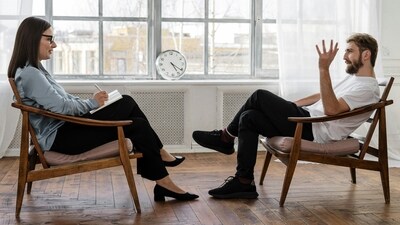 2. You are NOT a therapist: Your kind heart cries for everyone. While it’s good to be helpful, everyone’s responsible for healing traumas in their own way. It’s natural to lend a helping hand to your partner, but it’s exhausting when it fails to yield any result, not unless your partner acknowledges his red flags. You may feel the need to fix this person because your past trauma resembles his, and in a way, you are healing yourself by ‘fixing’ him. But, it will worsen YOUR healing process, and you’re back to the drawing board. (Pexels) 2. You are NOT a therapist: Your kind heart cries for everyone. While it’s good to be helpful, everyone’s responsible for healing traumas in their own way. It’s natural to lend a helping hand to your partner, but it’s exhausting when it fails to yield any result, not unless your partner acknowledges his red flags. You may feel the need to fix this person because your past trauma resembles his, and in a way, you are healing yourself by ‘fixing’ him. But, it will worsen YOUR healing process, and you’re back to the drawing board. (Pexels)