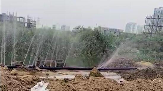 A view of the damaged pipelines leading to Imperial Garden in Sector 102. (HT Photo)