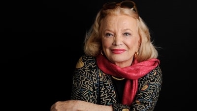 FILE - Actor Gena Rowlands poses for a portrait at the London West Hollywood hotel in West Hollywood, Calif., on Dec. 4, 2014. Rowlands is suffering from Alzheimer’s disease, says her son, the filmmaker Nick Cassavetes. Cassavetes, in an interview with Entertainment Weekly published Tuesday, says Rowlands has had Alzheimer’s for five years. (Photo by Chris Pizzello/Invision/AP, File) (Chris Pizzello/Invision/AP) FILE - Actor Gena Rowlands poses for a portrait at the London West Hollywood hotel in West Hollywood, Calif., on Dec. 4, 2014. Rowlands is suffering from Alzheimer’s disease, says her son, the filmmaker Nick Cassavetes. Cassavetes, in an interview with Entertainment Weekly published Tuesday, says Rowlands has had Alzheimer’s for five years. (Photo by Chris Pizzello/Invision/AP, File) (Chris Pizzello/Invision/AP)