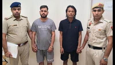 The Gurugram Police arrested two cyber fraudsters who were cheating people on the pretext of providing loans in Gurugram. (Parveen Kumar/HT PHOTO) The Gurugram Police arrested two cyber fraudsters who were cheating people on the pretext of providing loans in Gurugram. (Parveen Kumar/HT PHOTO)
