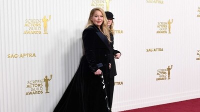 Christina Applegate reveals 13-year-old daughter Sadie is battling POTS (AFP) Christina Applegate reveals 13-year-old daughter Sadie is battling POTS (AFP)