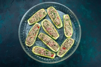 Stuffed cucumbers (Freepik) Stuffed cucumbers (Freepik)