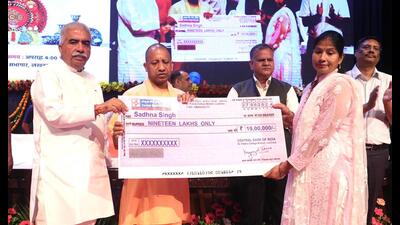 Chief minister Yogi Adityanath at an event to mark International MSME Day at Lok Bhawan in Lucknow. (HT Photo) Chief minister Yogi Adityanath at an event to mark International MSME Day at Lok Bhawan in Lucknow. (HT Photo)
