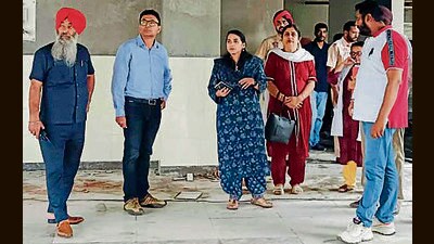Deputy commissioner Sakshi Sawhney asked officials to speed up the work at the mother and child centre at the civil hospital in Ludhiana on Thursday. (HT photo)